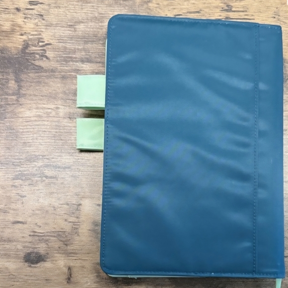 Hobonichi Cousin Cover Ivy Forest And Pastel Green - Picture 6 of 7